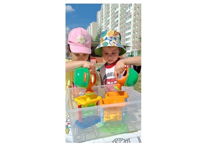 Игры с водой на прогулке